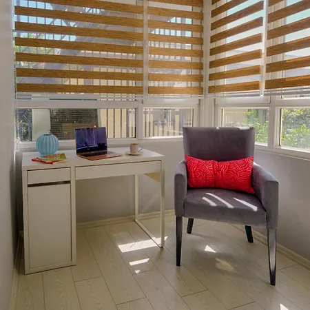 3br Spacious View Near Kaleici, Beach&avm Lägenhet